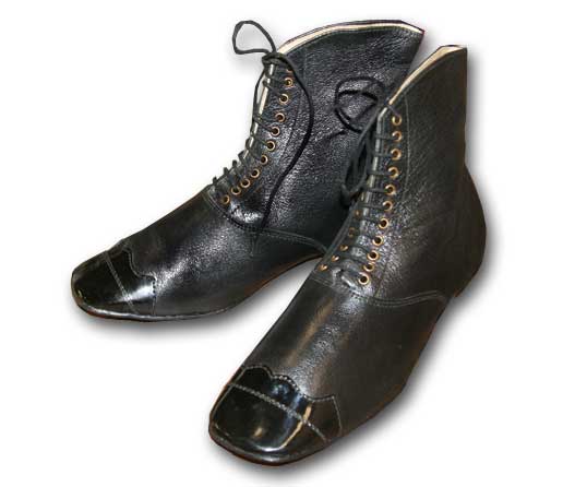 The Julia, Ladies Balmoral Style Shoe non stock size