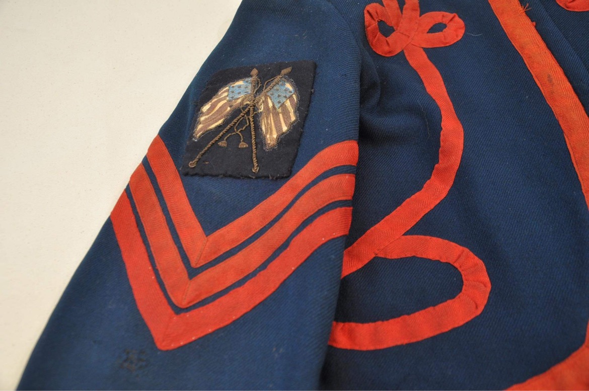 Color bearer's insignia on 146th NY Jacket.