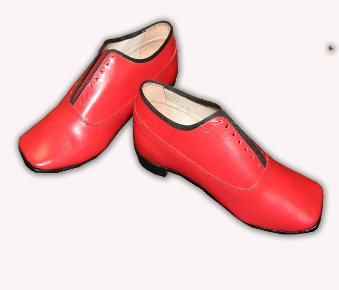 Red Ladies Low Shoe size 5N