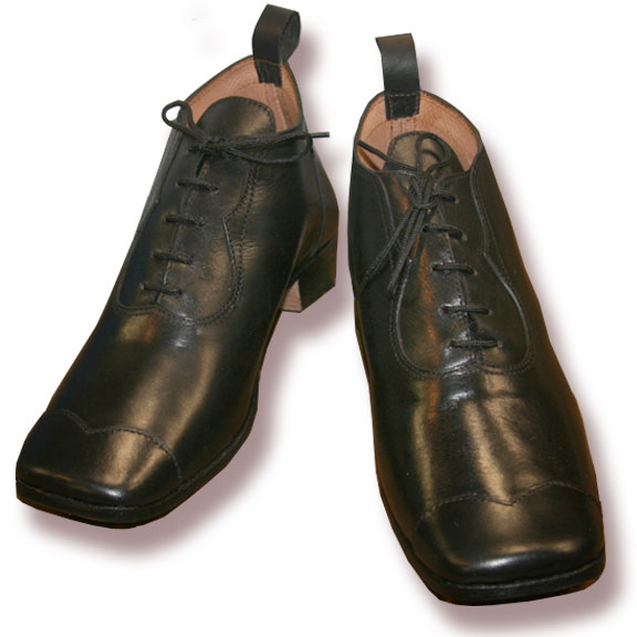 Gentlemen's lace up shoe non stock size